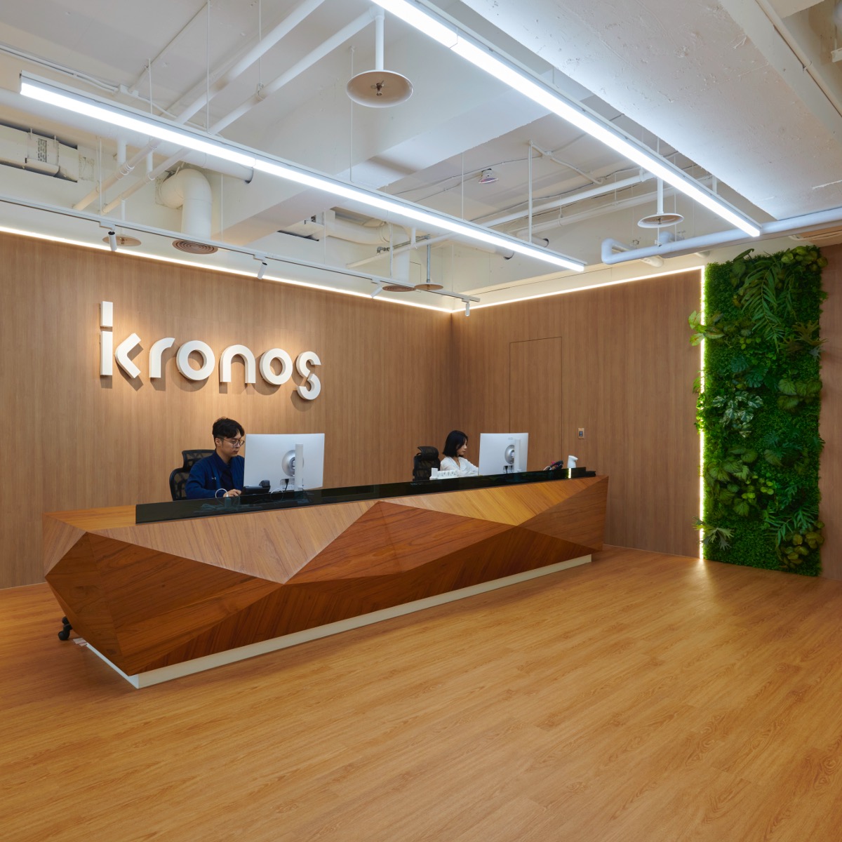 Kronos environment photo